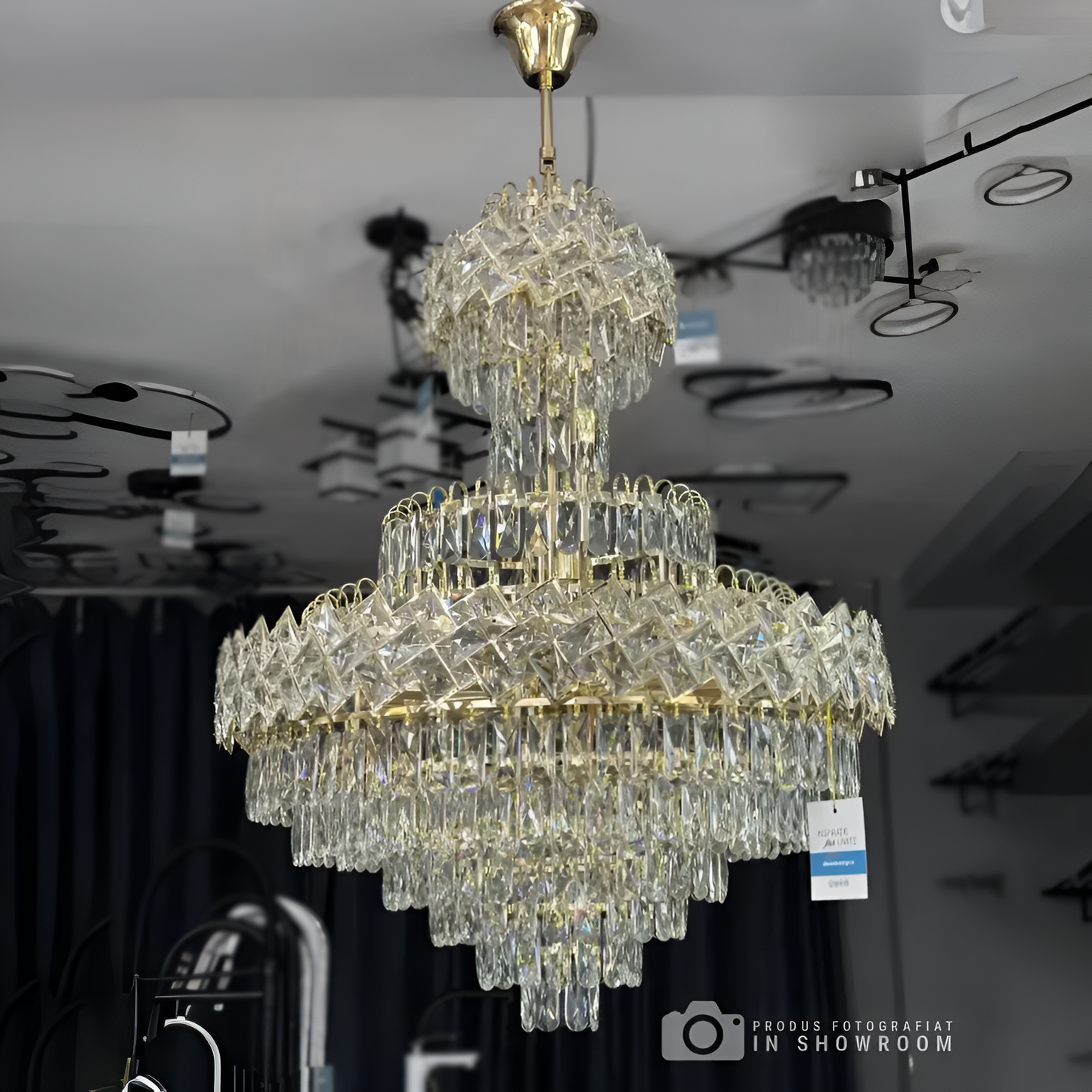 Junnut 21*E27 Chandier, Crystal and Metal, Golden