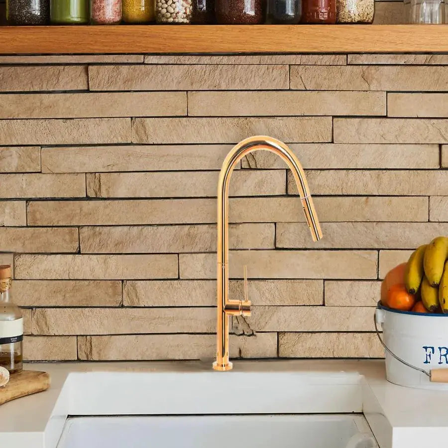 Kuchyňská baterie s extrahovatelnou sprchou, sanitární mosaznou, zlatou, CF2043