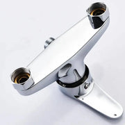 Bateriová sprcha chromované stěny