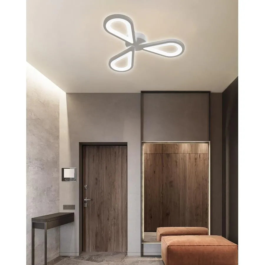 LED lustr AURALIUS 18W, 3 okvětní lístky, neutrální světlo, 4000K, bílá