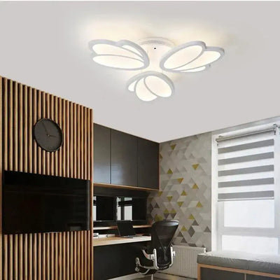 LED lustr s dálkovým ovládáním TULIP 47W, 3 okvětní lístky, studené/teplé/neutrální světlo, stmívatelné, bílá