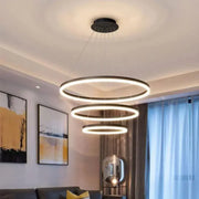 Závěsný LED lustr s dálkovým ovládáním CASIANA 84W, 3 kruhy, studené/teplé/neutrální světlo, stmívatelný, černý, výškově nastavitelný