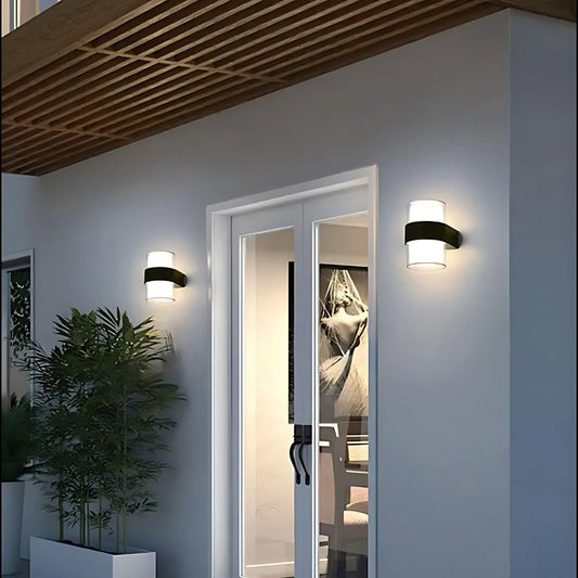 Venkovní nástěnné svítidlo MIRA LED, 2 světelné zdroje, teplé světlo, černá