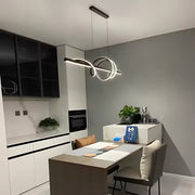 LED lustr zavěšený dálkovým ovládáním stuhy, 66W, nastavitelnou výškou, chlad/horké/neutrální světlo, nestabilní, černé