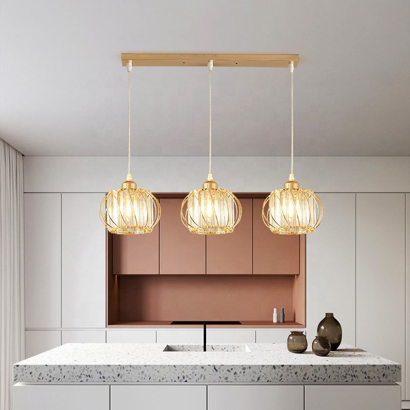 Moderní klasický lustr, závěsný, Monica, 3 X E27, zlato, kov a sklo, nastavitelná výška Klasické lustry Výchozí název Alessandro Design