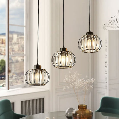 Moderní klasický lustr, závěsný, Monica LC910/3LBK, 3 X E27, černý, kov a sklo, nastavitelná výška Klasické lustry Výchozí název Alessandro Design