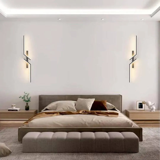 LED nástěnné svítidlo Elliana 18W Bílá Černá Vnitřní nástěnná svítidla Výchozí název Alessandro Design