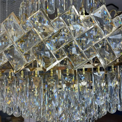 Junnut 21*E27 Chandier, Crystal and Metal, Golden